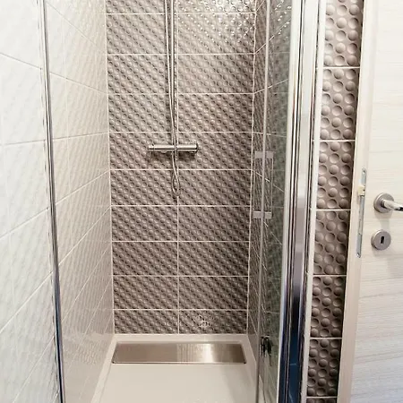 Sunny Nocleg ze śniadaniem *