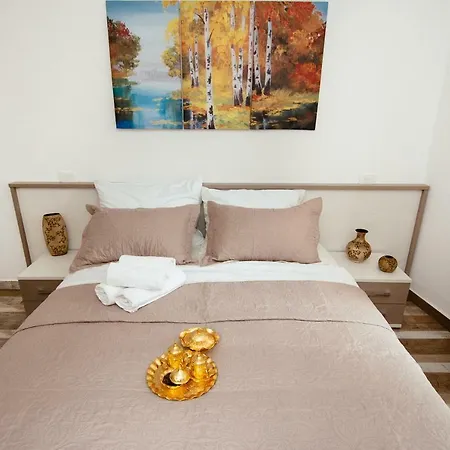 Sunny Bed & Breakfast